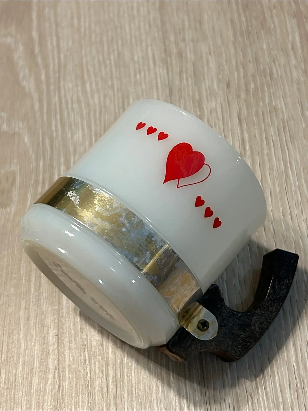 Siesta Ware Vintage Playing Cards Hearts Motif White Milk Glass Mug Wood Handle